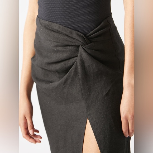 Casa | Raki Gaby Black Linen Knot Front Side Slit Midi Skirt EUC Size Medium - Picture 4 of 12
